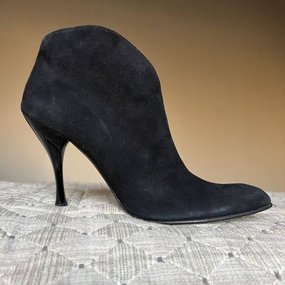 Stuart Weitzman Metropol Black Suede Heeled Ankle Slit Boots Booties Women 7 M - Picture 3 of 16